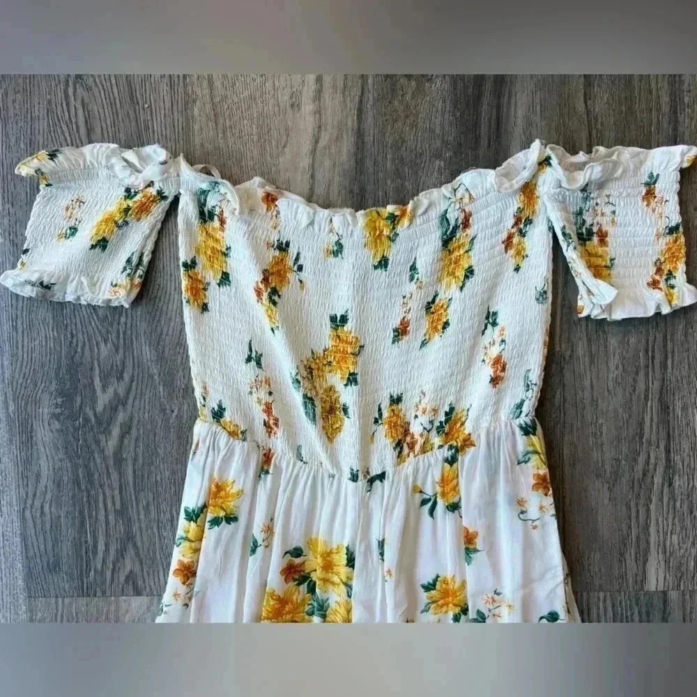 Minkpink Jumpsuit White and Yellow Lemon Bloom Jumpsuit Romper Size Medium - Picture 7 of 10